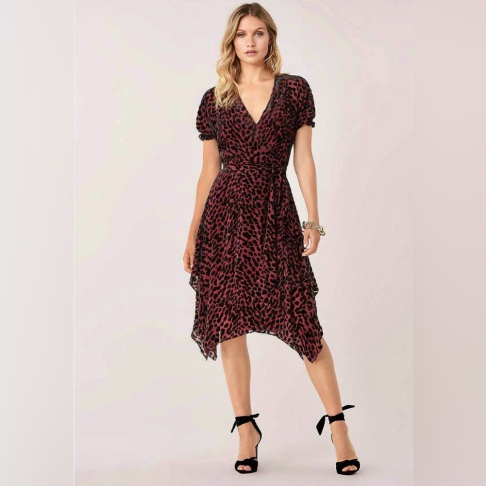 Diane Von Furstenberg Katherine Velvet Burnout Asymmetric Wrap Dress* ZB1